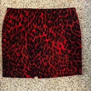 Sz 24 Lane Bryant Leopard Print Red Skirt